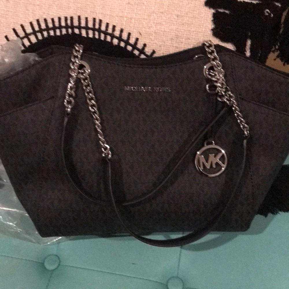 Michael Kors shoulder purse